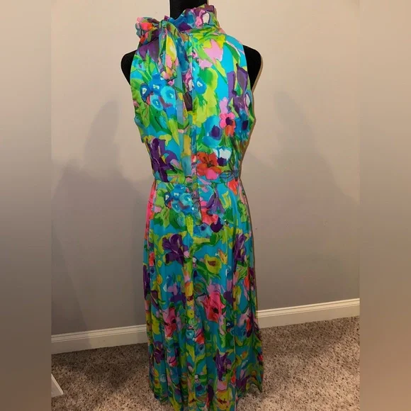 Vintage Floral Maxi Dress - Picture 3 of 3